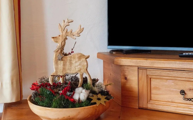 Farmhouse in Bramberg With Sauna & Ski Access