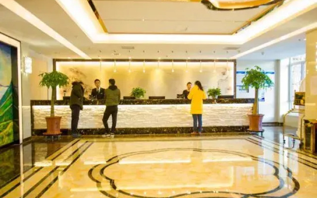Karamay Jinde Hotel (Education Bureau No.6 Middle School)