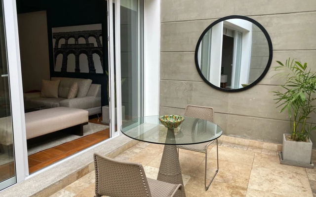 Spacious and Luxurious 1BR in San Isidro