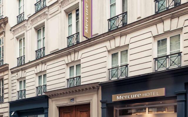 Отель Mercure Paris Opera Grands Boulevards вид на фасад