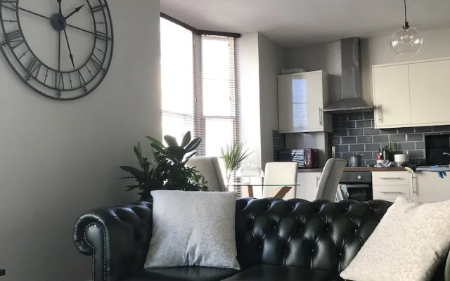 Gorgeous 2bed Apartment in the Heart of Ilfracombe