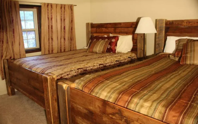 Safari lodge Cabin