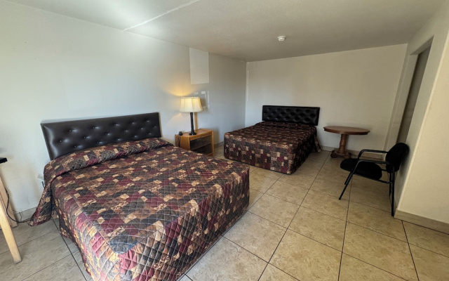 Airport Motel