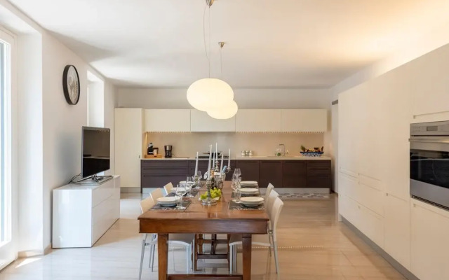 Life & View Luxury Apartments