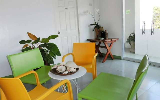 Aurora 2013 Guest House
