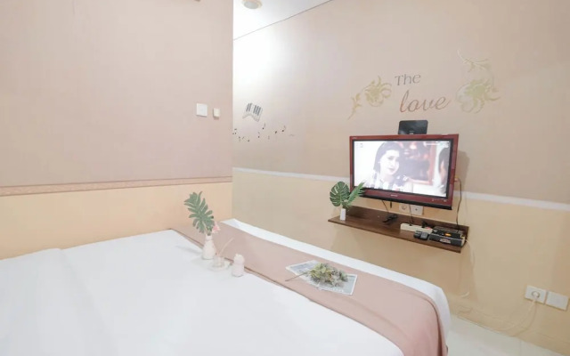Good Choice Studio Nifarro Park Apartment