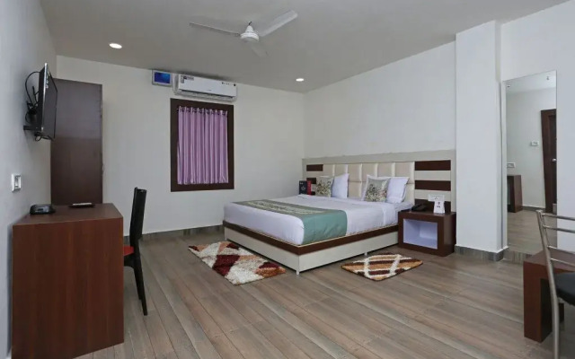 Fabhotel Paradise Convention