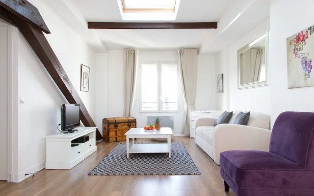 Le Marais - Beaubourg Apartment