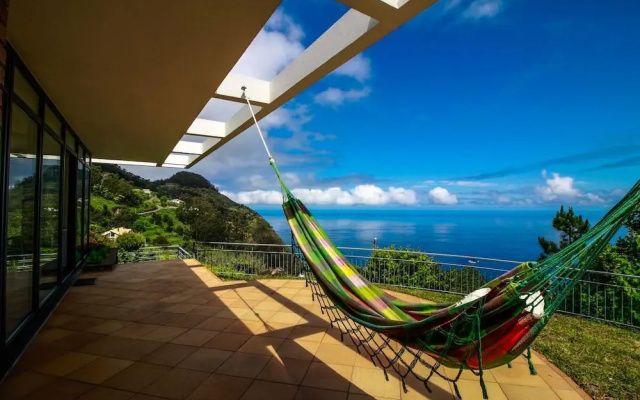 Cottage Ocean View by Analodges