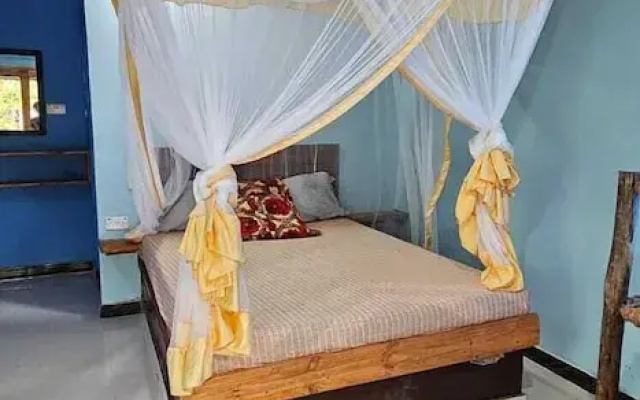 Z-Village Lodge