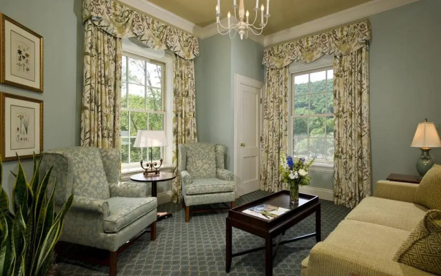 The Otesaga Resort