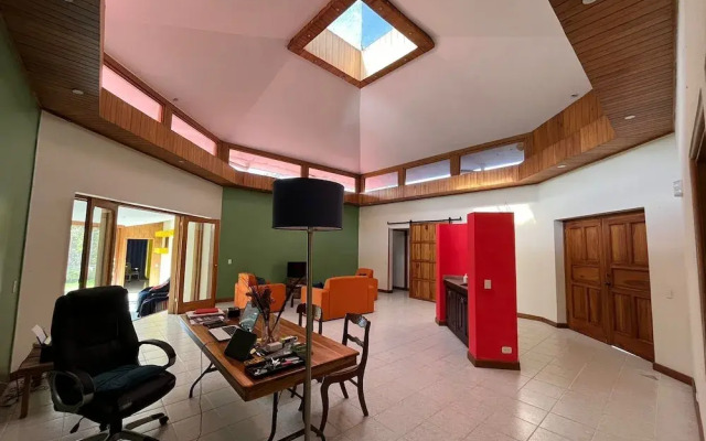 La Casa de Cariari Al Golf
