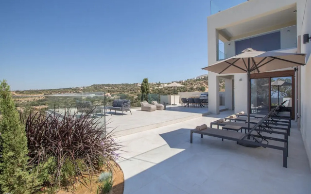 Villa Santa Irini 2 - With Heated Pool