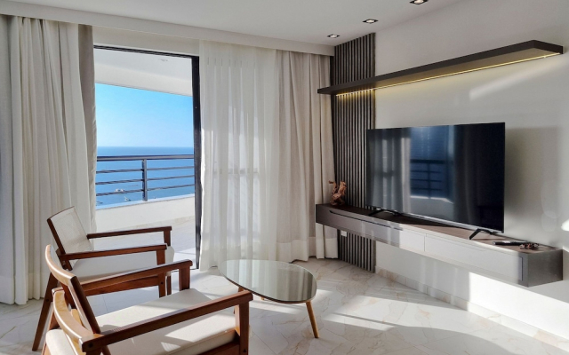 Iate Plaza #1404 - Studio Vista Mar por Carpediem