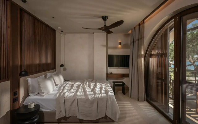 The Echo Of The Sea - Beachfront Luxury Villa