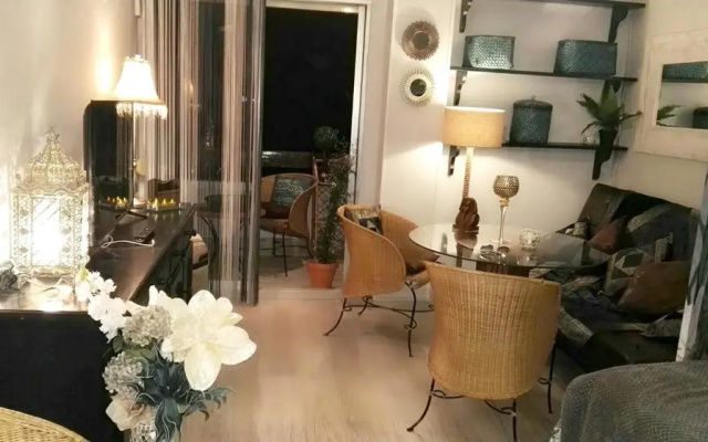 Studio in Sevilla, With Wonderful City View, Terrace and Wifi