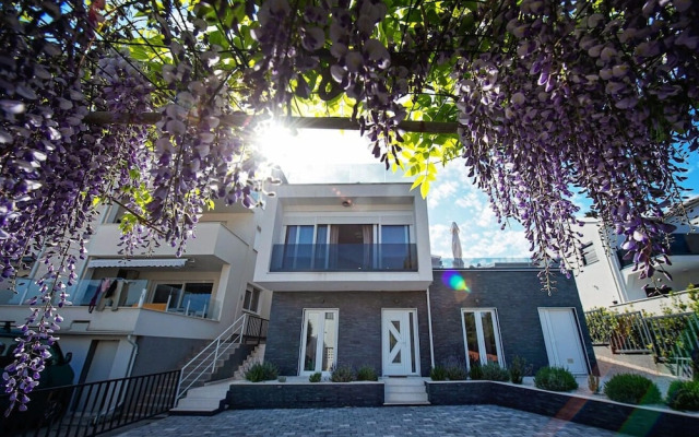 House Nepi