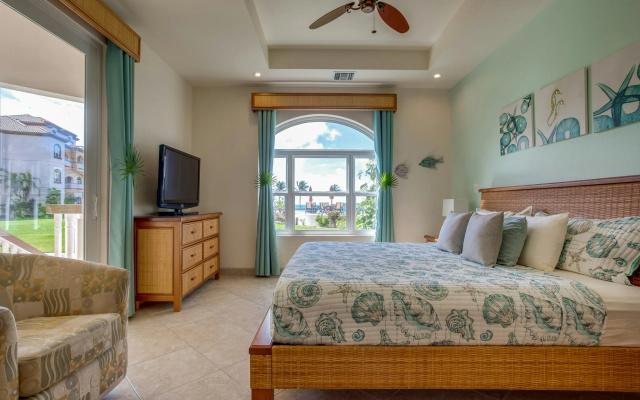 Grand Caribe Belize