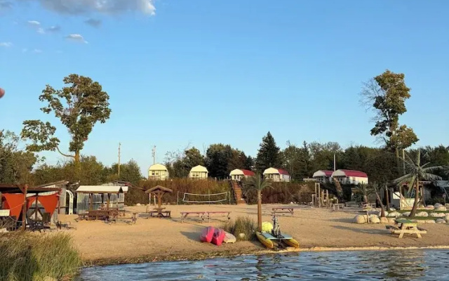 Tiki Beach Campground