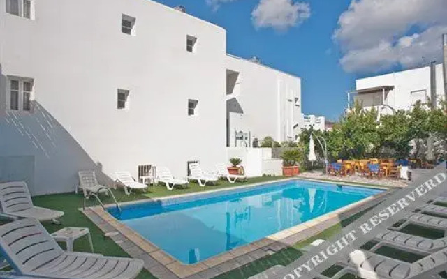 Frangiscos Inn