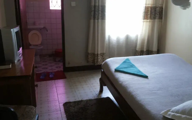 Enro Hotel