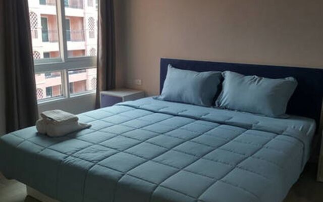 Отель 1BR Pool View Seven Seas Jomtien Паттайя комната для гостей