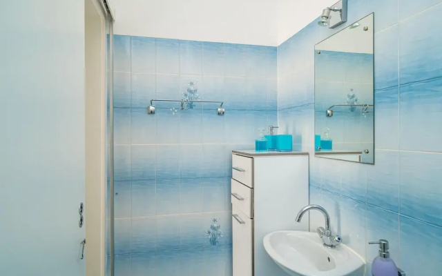 Beautiful Home in Stikovica With Wifi and 2 Bedrooms