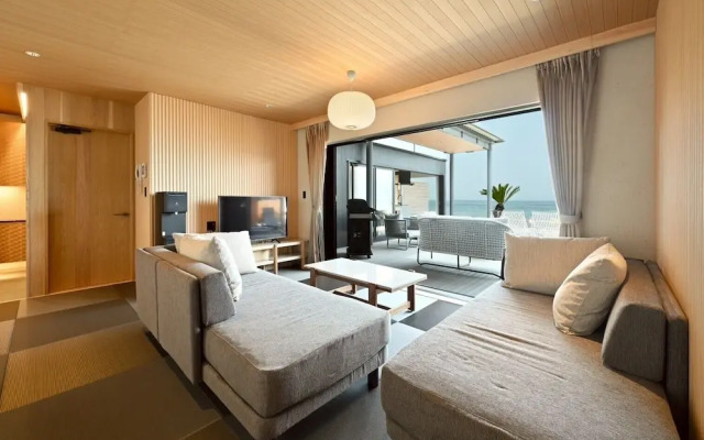 SIOKUMIHAMA  Sea  Side  Villa  HAMATSUZURI