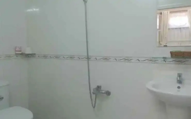 Oanh Nguyen Hotel