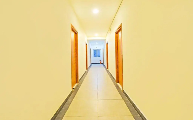 Townhouse Chandanagar Railway Station