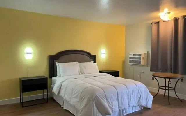 Moapa Motel