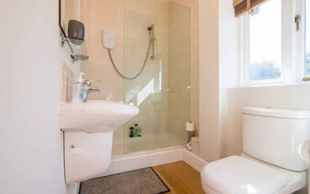 Super Spacious Barn Conversion With Free Wifi, Netflix Fireplace