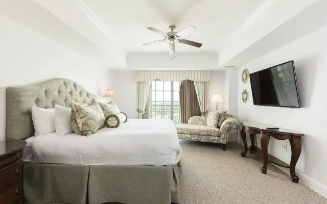 Reunion Resort Grande Living