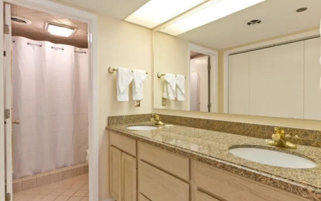 Saida Royale Condominium 9147