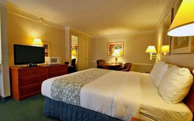 Motel 6 Dallas Plano Southeast