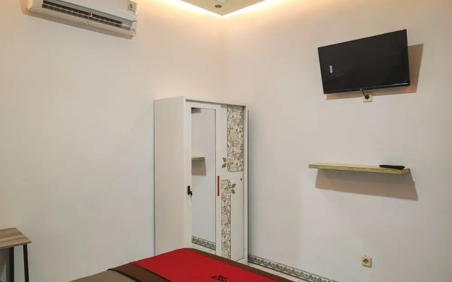 RedDoorz Syariah at Naffa Homestay
