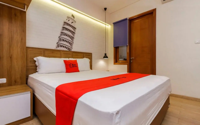 RedDoorz Plus @ CBD Bintaro