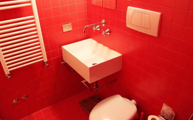Trevi Fountain 2BR Apartment