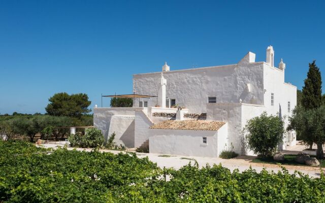 Отель Masseria Le Cerase Конверсано вид на фасад