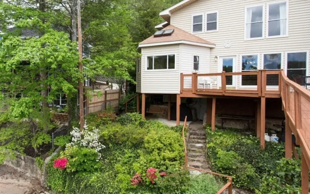 Wallace Lake House