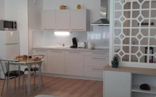 Appartement Aix-les-Bains, 1 pièce, 2 personnes - FR-1-617-3