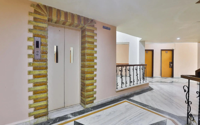 OYO 19952 Hotel Woodlands