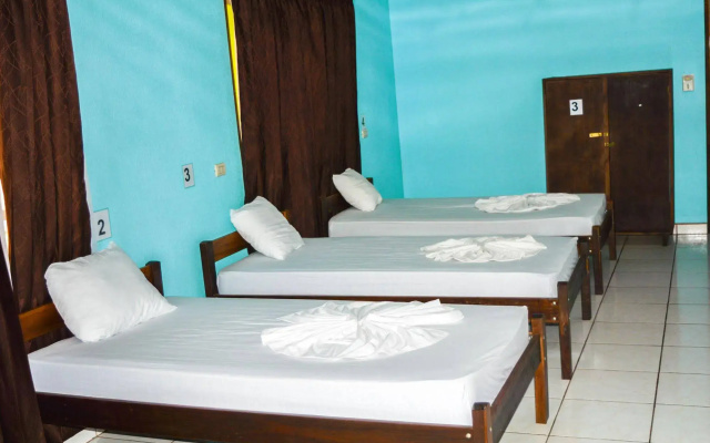 Hostel Backpackers La Fortuna