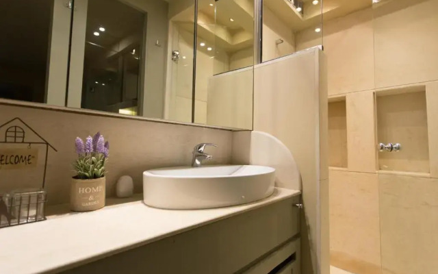 Plaka360 Apartments
