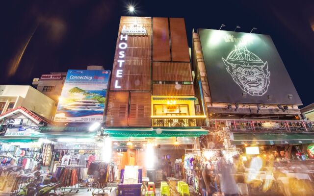Отель Phranakhon Hostel Таиланд, Бангкок - отзывы, цены и фото номеров - забронировать отель Phranakhon Hostel онлайн вид на фасад