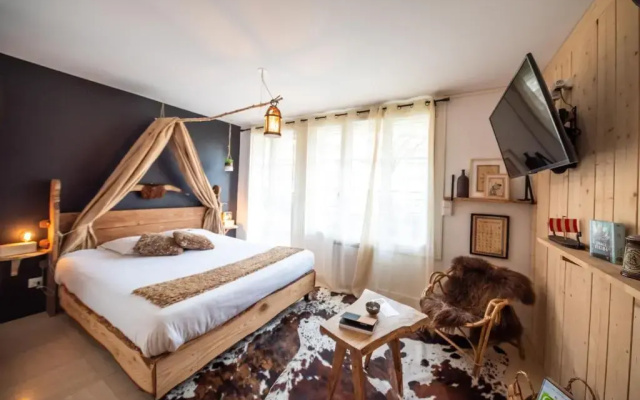 Studio Insolite Viking (Adults Only)