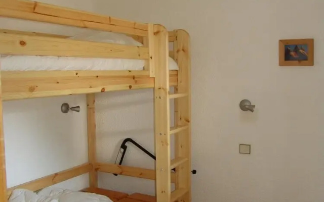2 Rooms 4 People 3 Exposed South-West