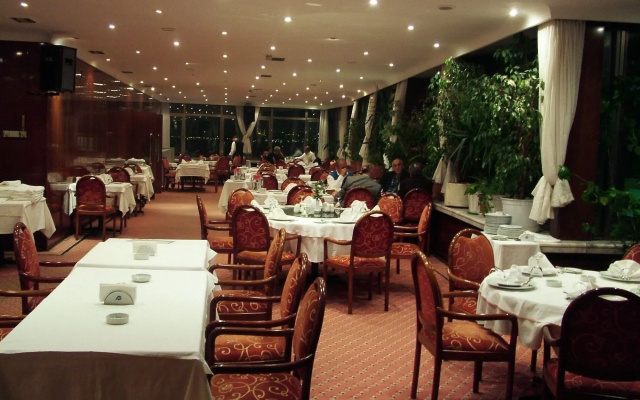 Aden Hotel