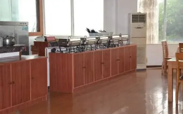 Yu Long Hotel