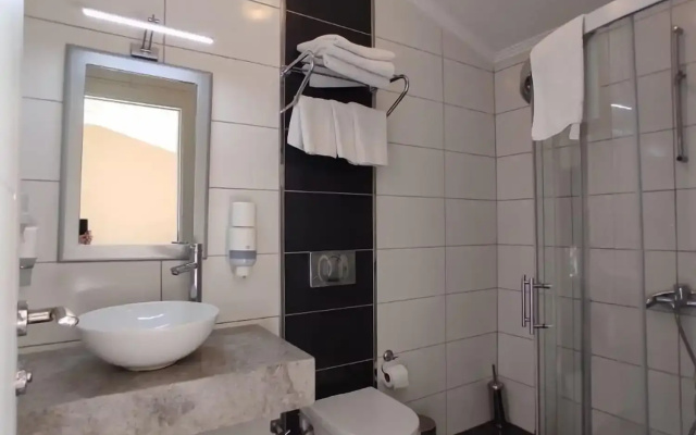 Mimoza Hotel